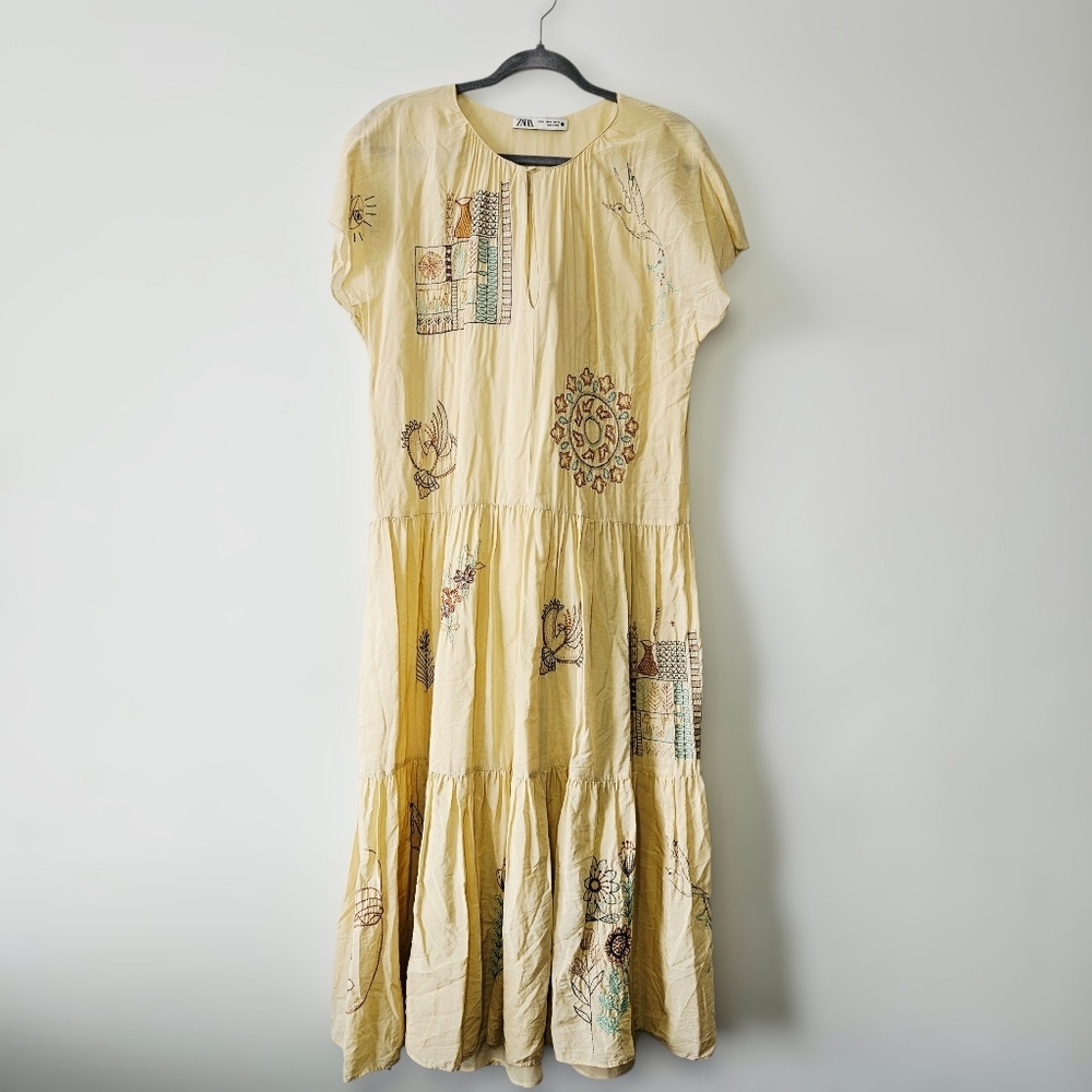 Zara Limited Edition Embroidered Dress Size M Butter Yellow Floral Short Sleeve - Picture 3 of 9